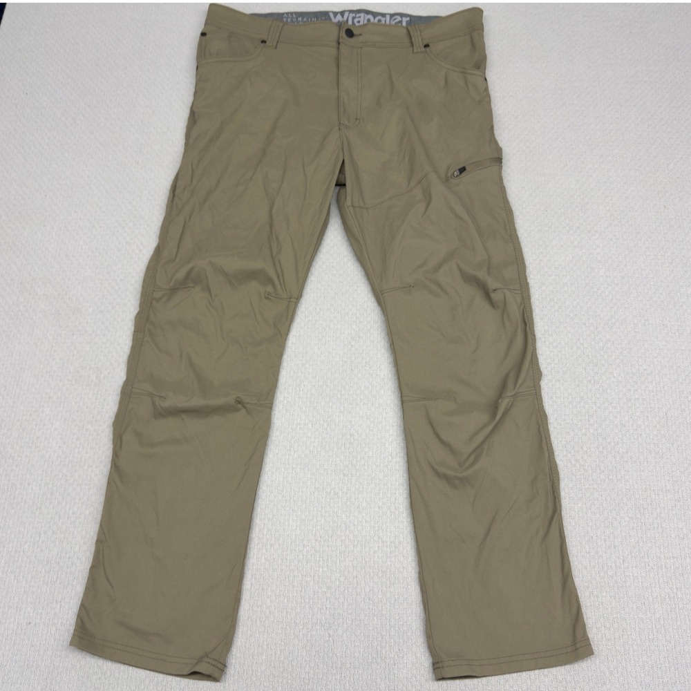 Wrangler ATG All Terrain Gear Pants 38x30 Tan Nylon Cargo Hiking Trail Stretch